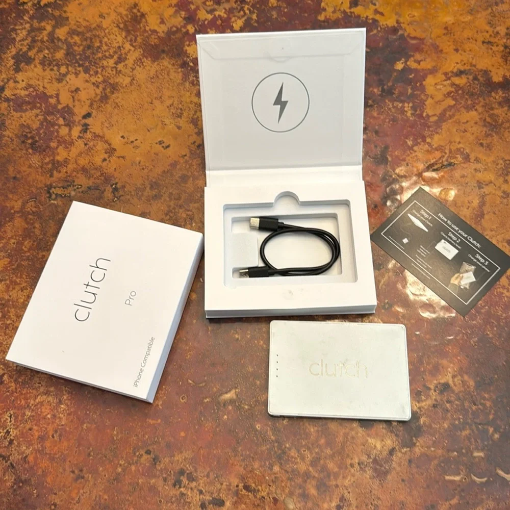 Clutch Pro lightning charger for iPhone 14 and older